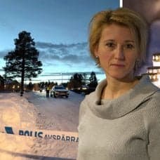 Brottsplats och minnesstund.