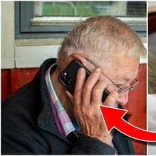 Äldre man pratar telefon.