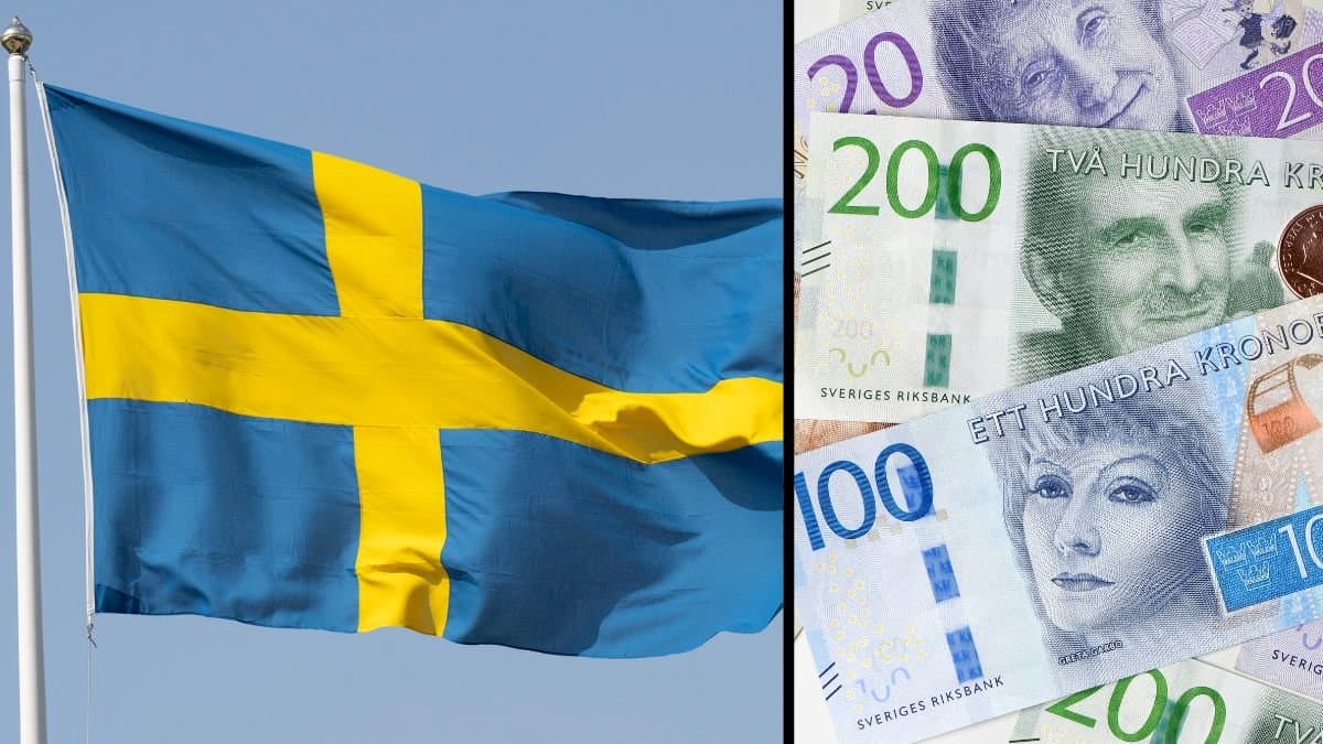 Svenska flaggan och pengar i en hög.