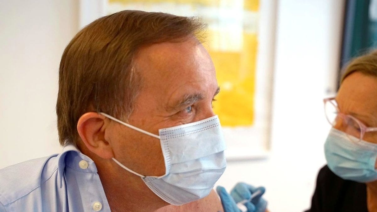 Stefan Löfven har fått sin andra dos av vaccin mot covid-19.