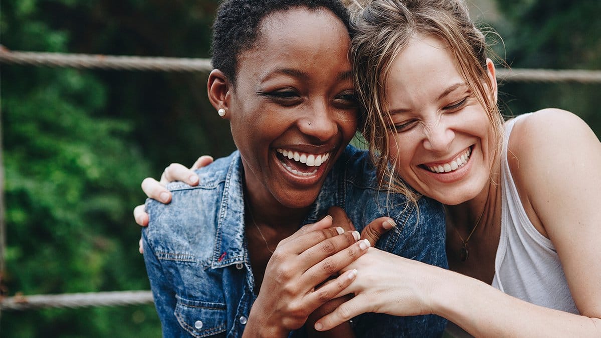 Din bästis förtjänar allt och lite till. Här är grymma tips på saker du kan ge till din bästa vän i julklapp som hen kommer älska.