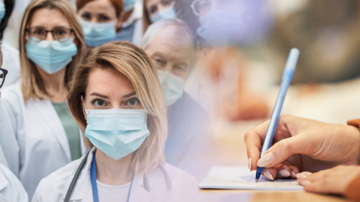 Fler högskoleplatser kommer vara öppna för bristyrken i höst.