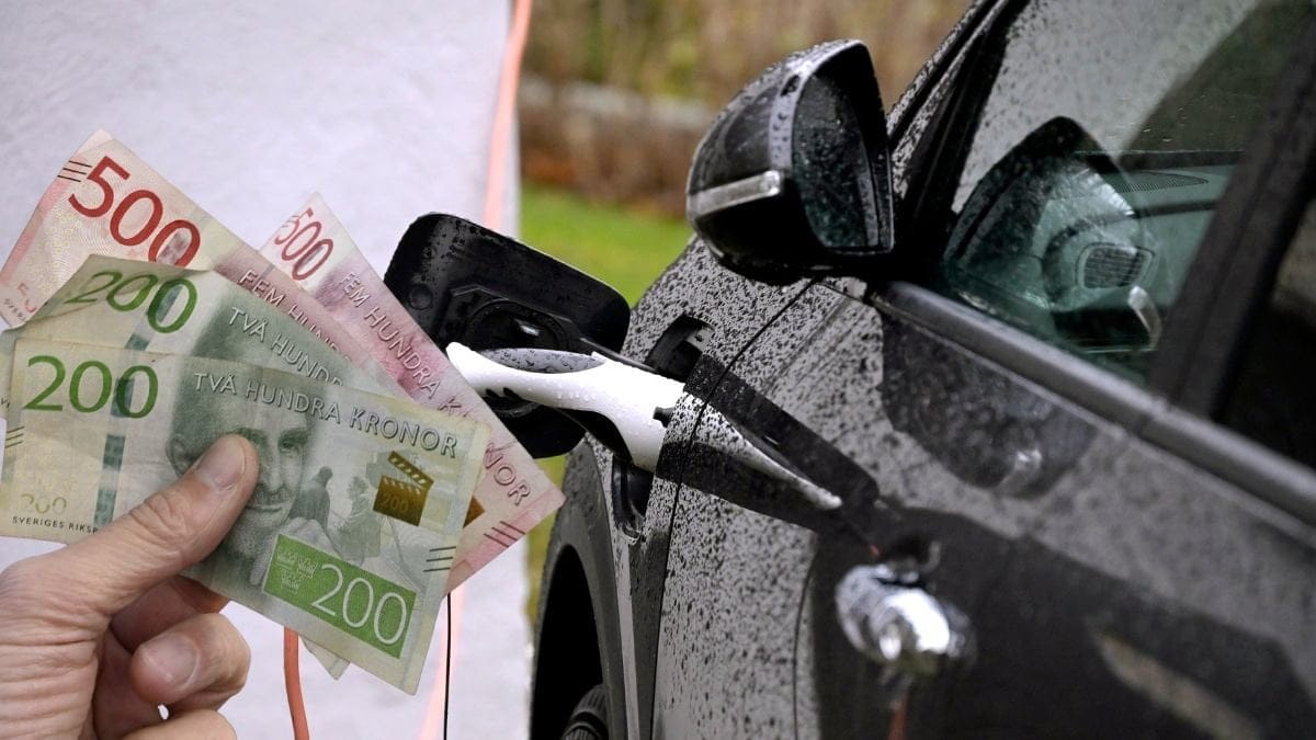 Pengar och en elbil.