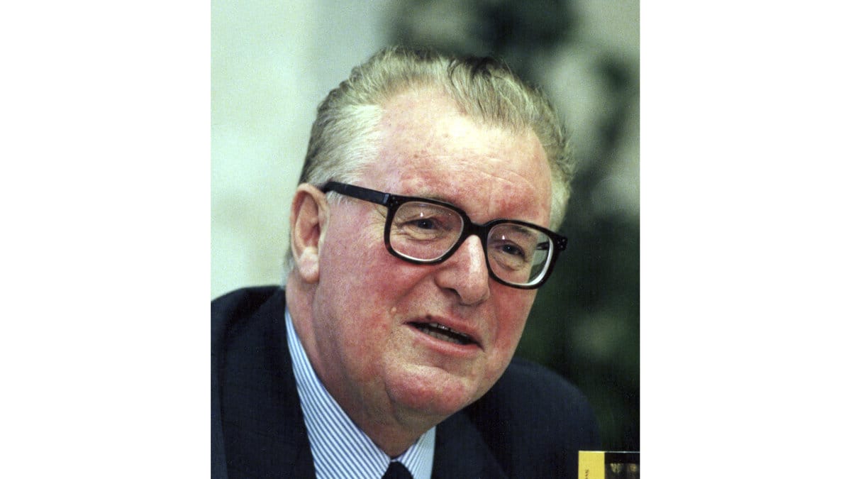 Björn Molin har avlidit.