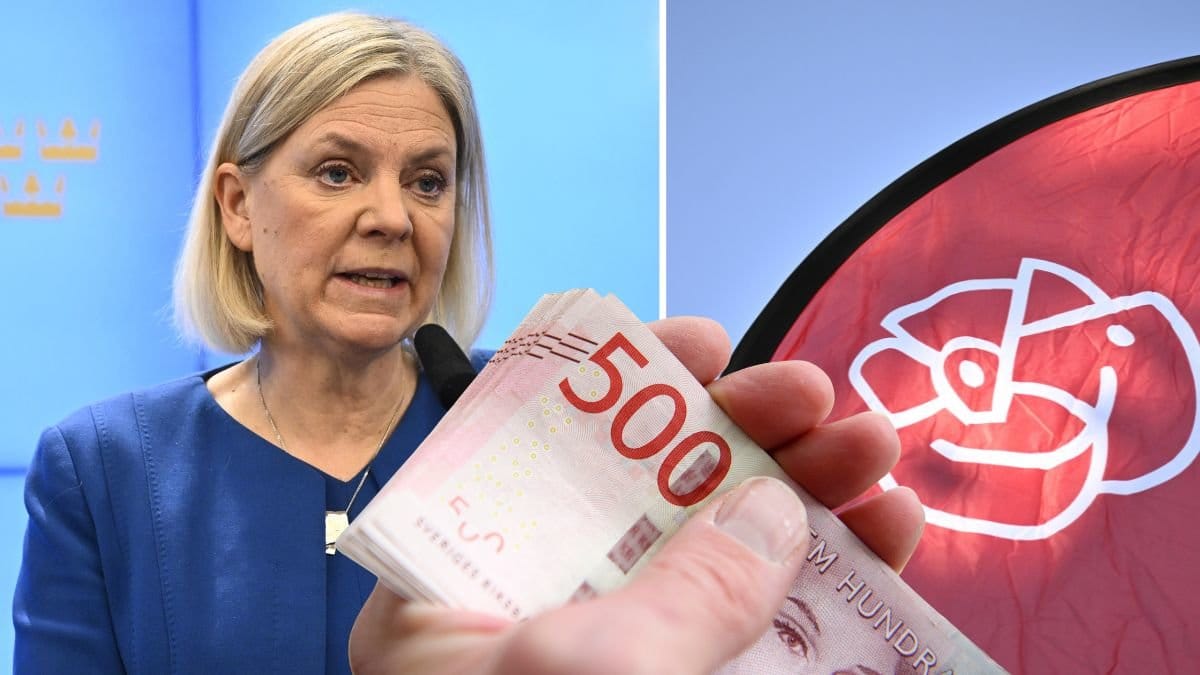Magdalena Andersson (S) och S:s partilogga samt pengar i hand.