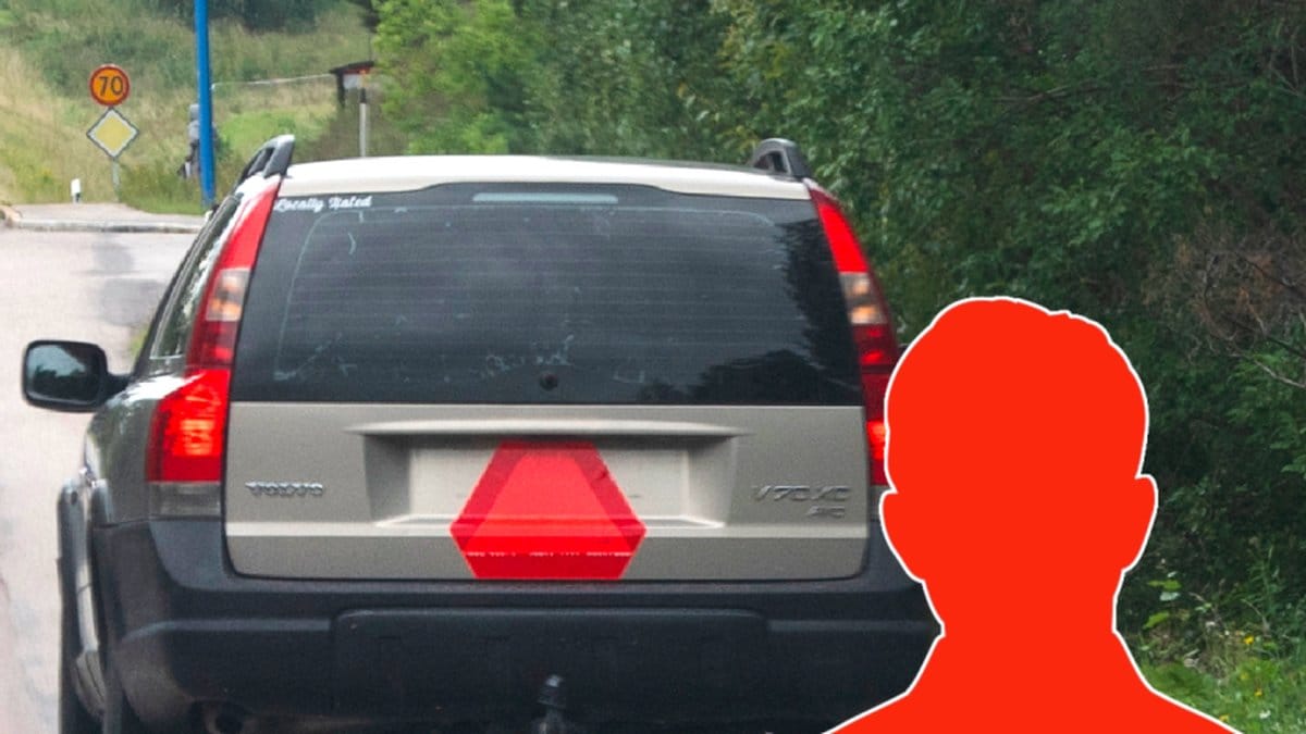 Tonåring flydde från polisen med A-traktor – körde 170 km/h. Fordonet på bilden är inte samma som i artikeln.