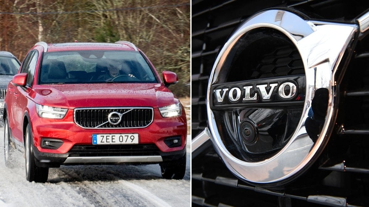 Bild på ett Volvo-märke och en Volvo-bil.