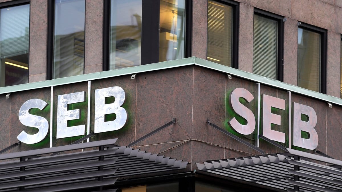 Har du SEB? Då kanske du inte fått din lön.
