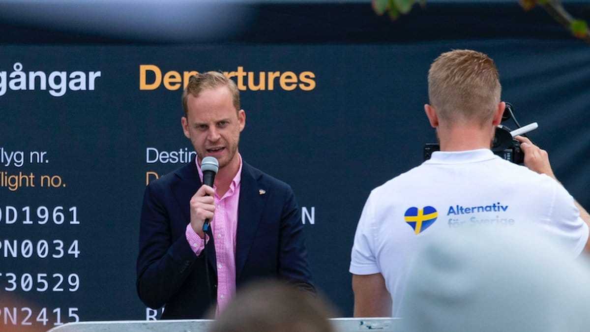 Alternativ för Sveriges partiledare Gustav Kasselstrand.
