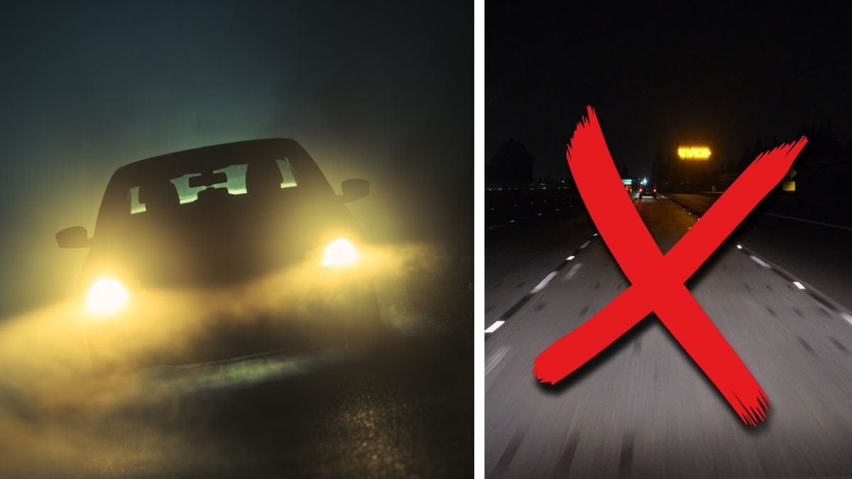 Bilbelysning och mörk bilväg.