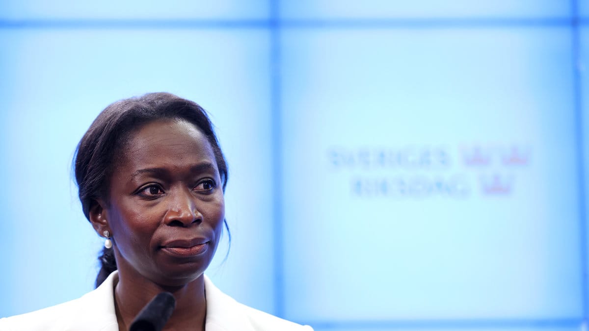 Nyamko Sabuni (L) vill inte på förhand sätta upp några gränser för ett eventuellt samarbete med Sverigedemokraterna.