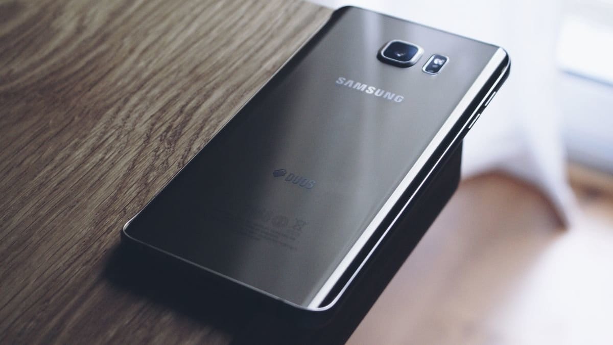 Samsung rullar nu ut maj-uppdateringen.