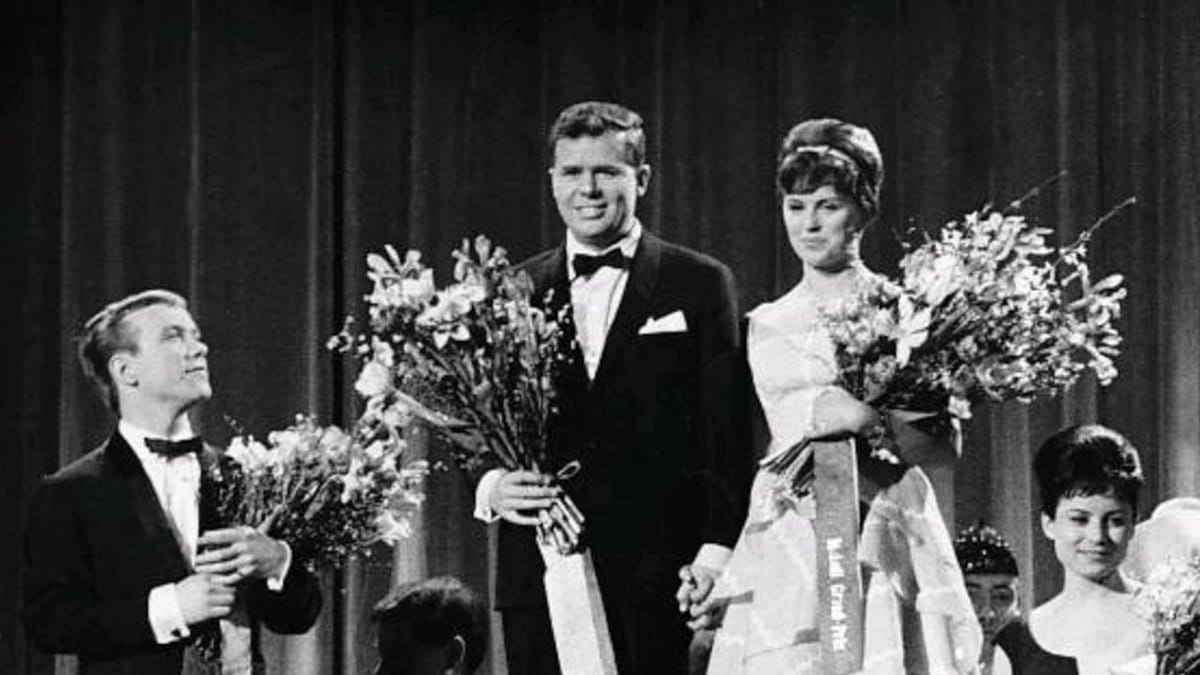 Melodi Grand Prix 1963 var Danmarks nationella musiktävling för att utse landets bidrag till Eurovision Song Contest. Bland artisterna fanns Grethe och Jørgen Ingmann, Bjørn Tidmand och Birthe Wilke.