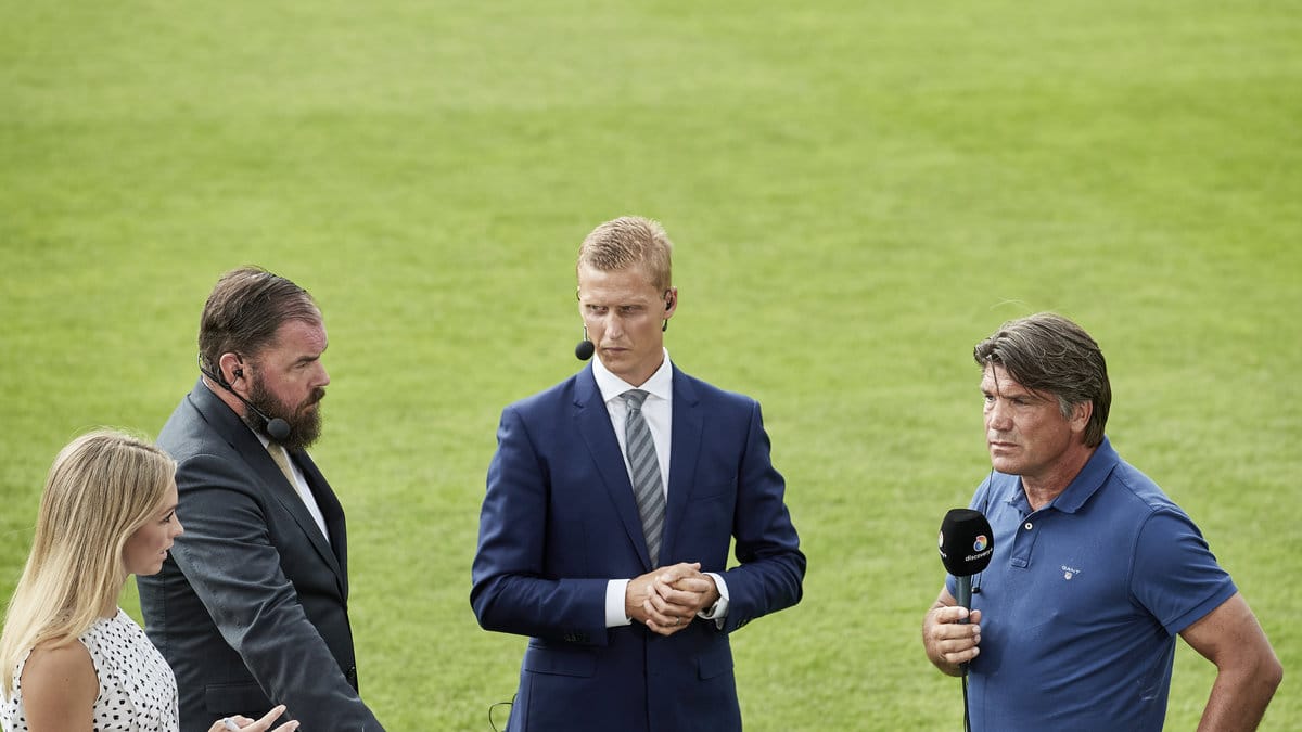 Discovery+ studio under en match mellan Halmstads BK och Djurgårdens IF 2021.