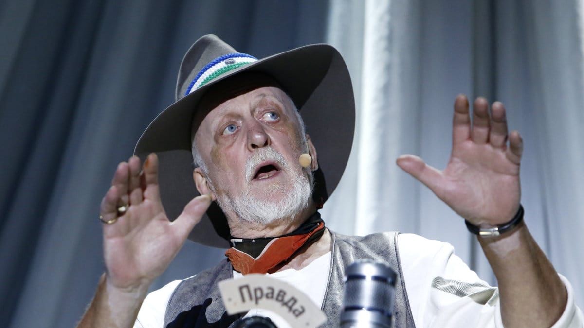 Ewert Ljusberg är död.