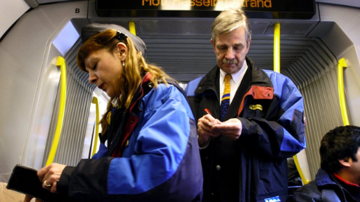 Nu börjar SL med kontrollanter igen.