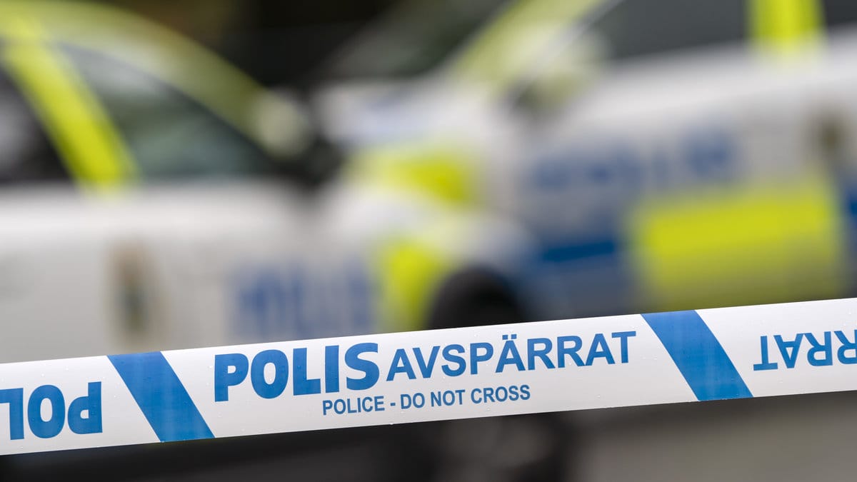 30 personer i storbråk i Göteborg: Slogs med järnrör och folk blev påkörda