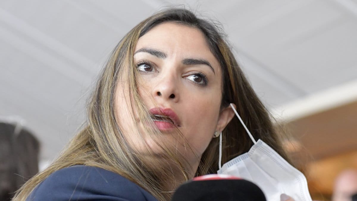 Vänsterpartiets partiledare Nooshi Dadgostar.