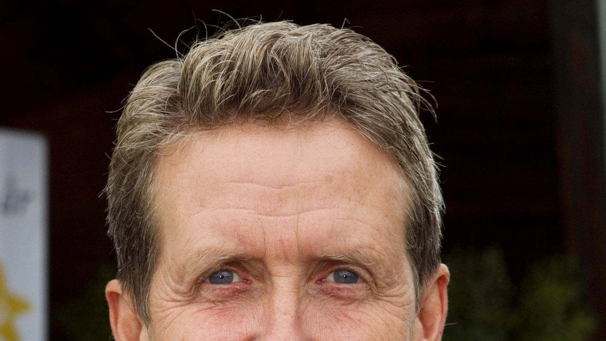 Martin Timell har blivit uthängd av Lulu Carter.