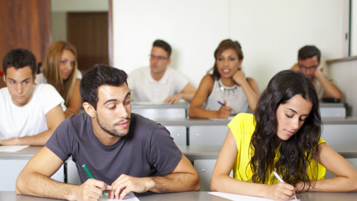 Allt fler tentafusk sker vid distansundervisning.