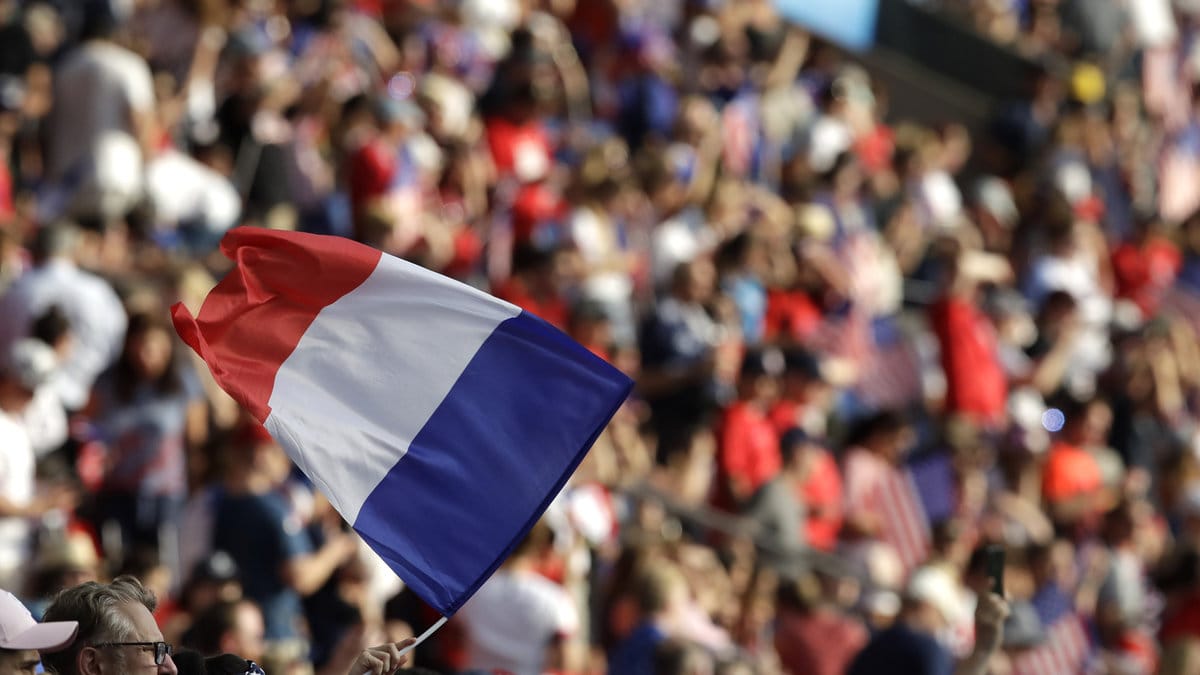 Frankrike testar nu ett digitalt resecertifikat.