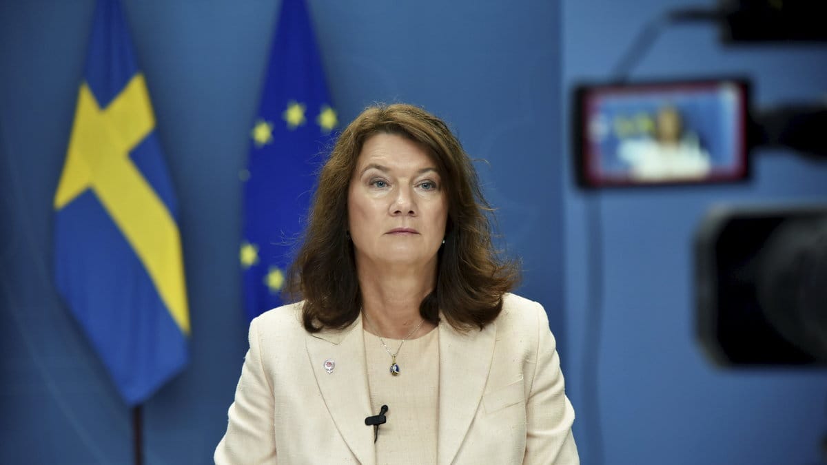 Ytterligare 55 personer har evakuerats från Aghanistan till Sverige, uppger utrikesminister Ann Linde (S).