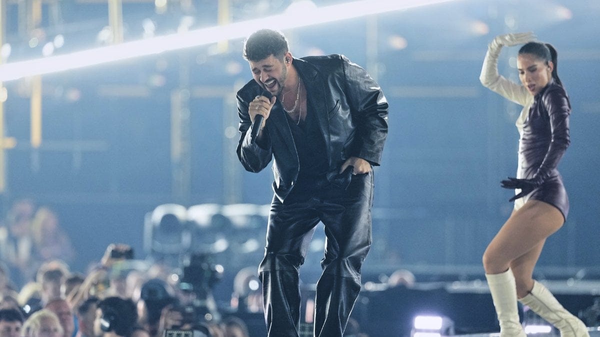 Noam Bettan från Israel framför låten ”Michelle” under genrepet inför den första semifinalen i den 70:e upplagan av Eurovision Song Contest i Wien, Österrike.