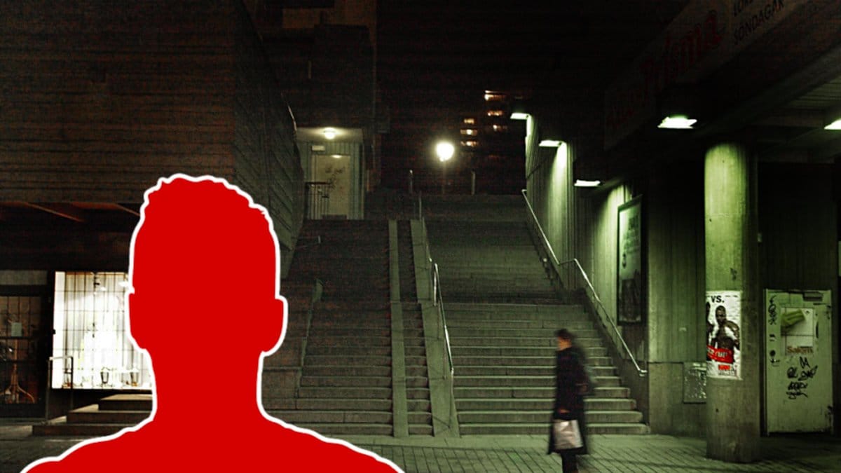 Den dömde kannibalmördaren Jeremy Rimbaud, 34, rymde från sin anstalt.