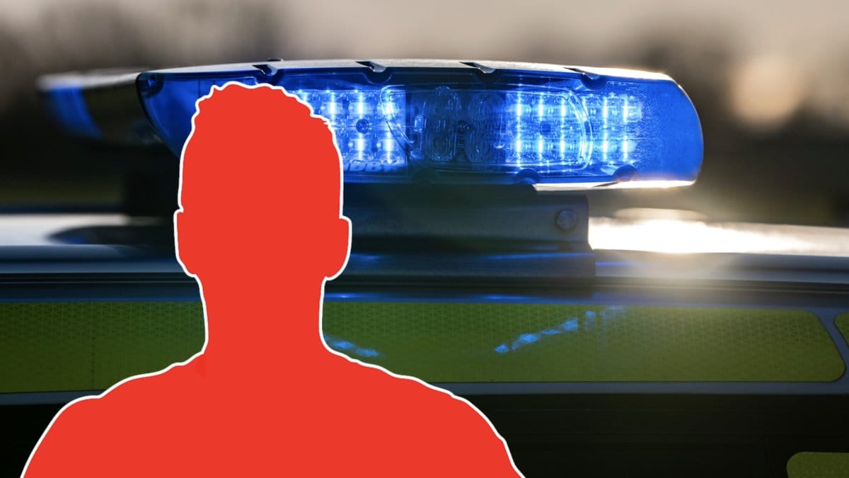 En man i Australien åtalas för sexuella övergrepp.