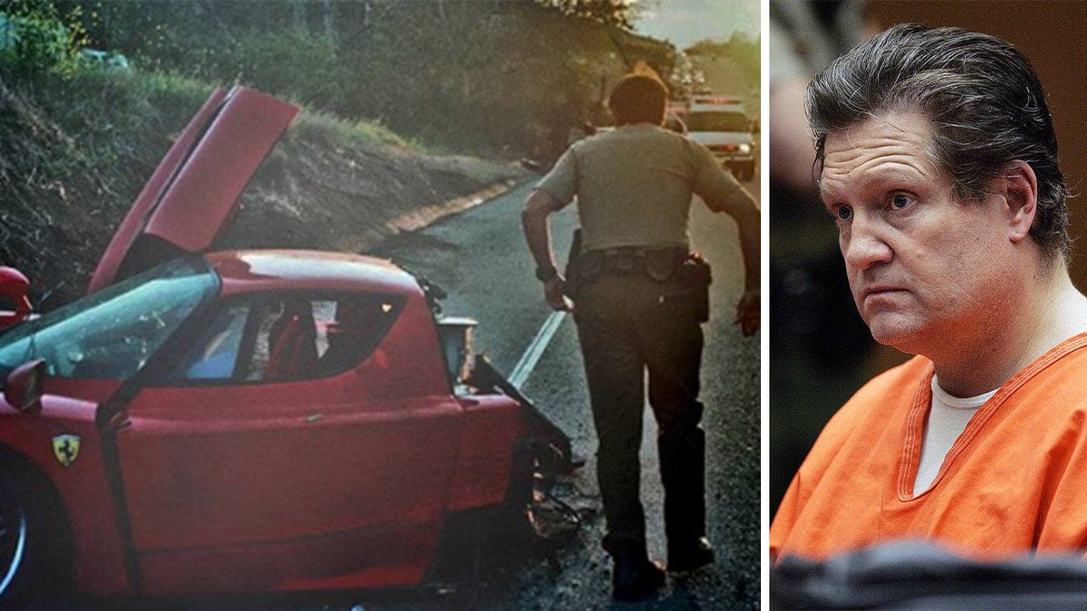 en röd kraschad ferrari och en man i polisuniform går, en äldre man med brunt hårt och orange uniform 