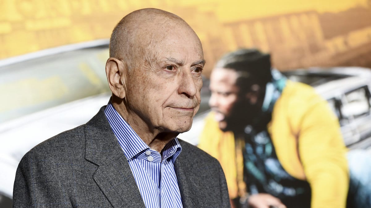 Oscarsvinnaren Alan Arkin är död – blev 89 år gammal