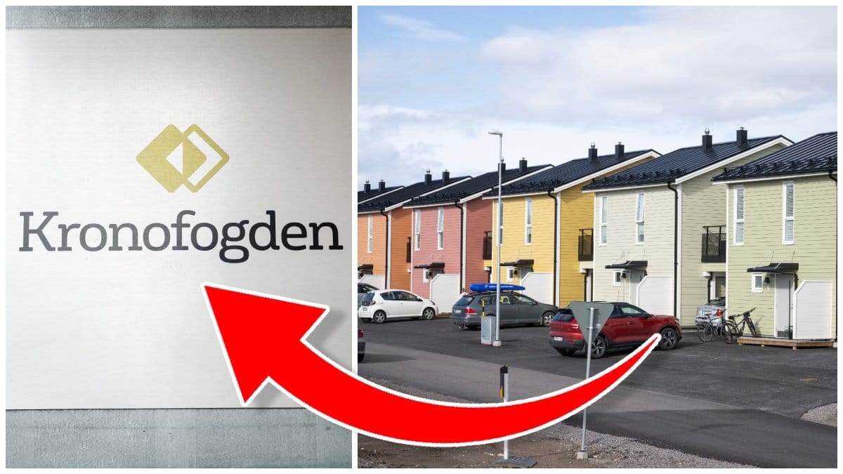 Kronofogdens logotyp och småhus längs en gata. 